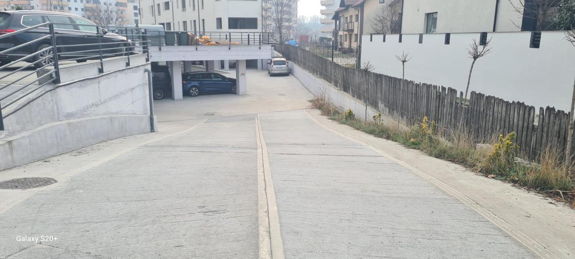 Apartament Lucian Lägenhet Râmnicu Vâlcea Exteriör bild