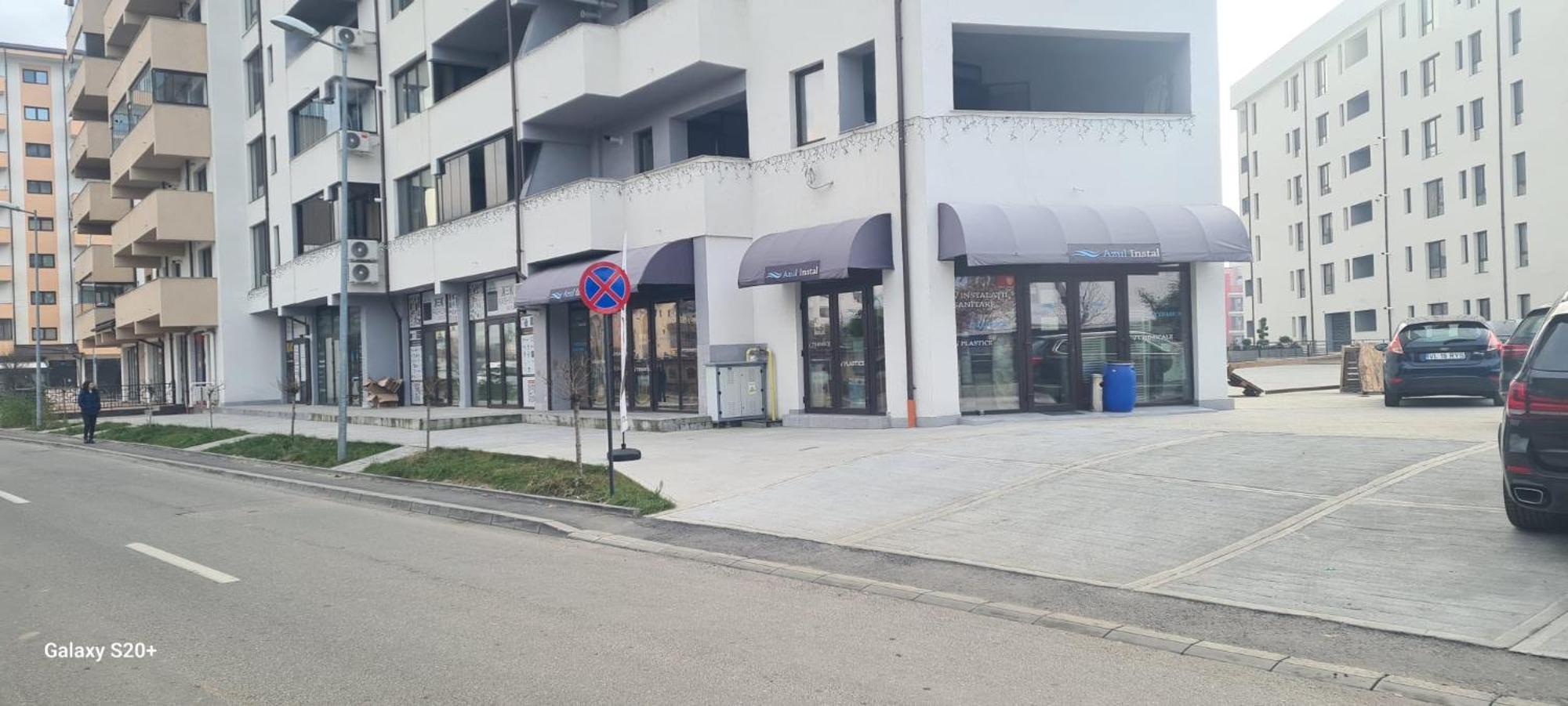 Apartament Lucian Lägenhet Râmnicu Vâlcea Exteriör bild