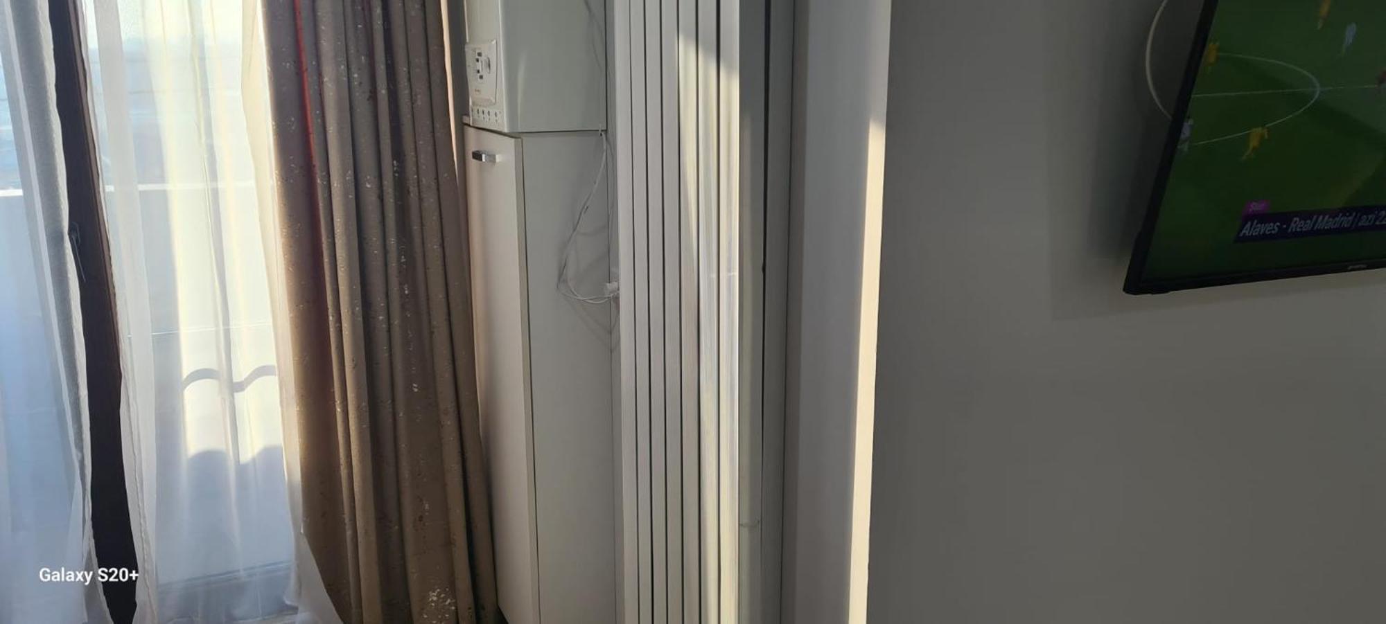 Apartament Lucian Lägenhet Râmnicu Vâlcea Exteriör bild