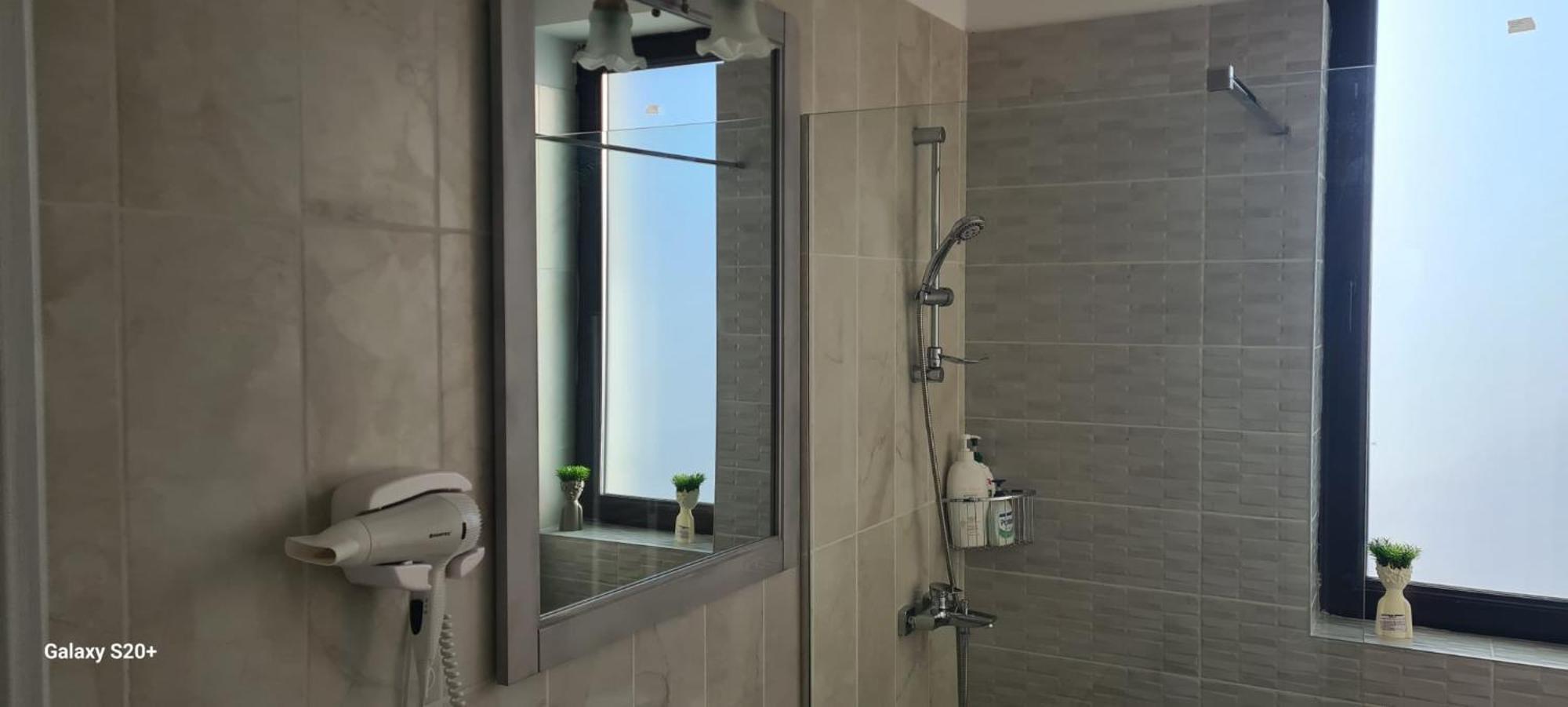Apartament Lucian Lägenhet Râmnicu Vâlcea Exteriör bild