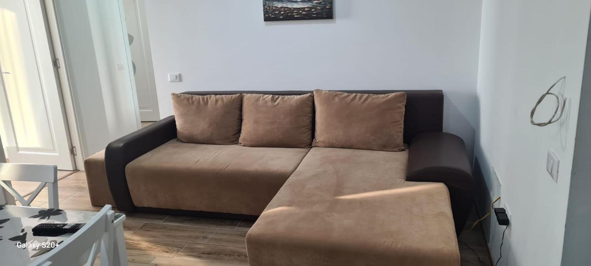 Apartament Lucian Lägenhet Râmnicu Vâlcea Exteriör bild